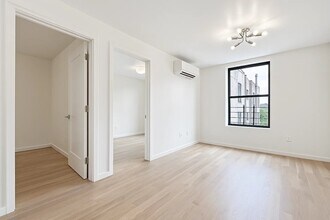 524 W 134th St in New York, NY - Building Photo - Building Photo