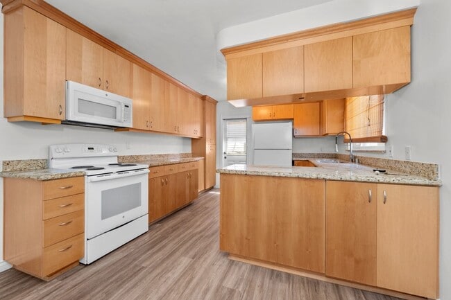 4910 Gary St in San Diego, CA - Building Photo - Building Photo