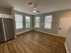 504 Olive Branch Way in Oxford, MS - Building Photo - Building Photo