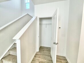 121 Luna Ln in Statesville, NC - Building Photo - Building Photo