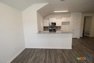 118 Wind Ridge Dr, Unit A in Copperas Cove, TX - Foto de edificio - Building Photo