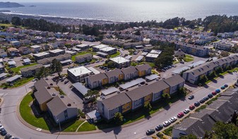 Pacifica Park Apartments