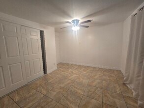 4743 N 54th Ave in Phoenix, AZ - Foto de edificio - Building Photo