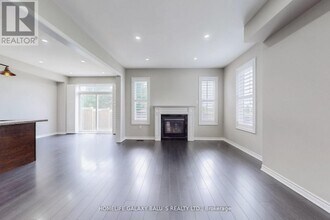 1 Lambdon Way in Whitby, ON - Building Photo - Building Photo