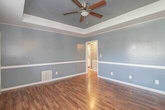 1634 Hannibal Dr in Oak Grove, KY - Building Photo - Building Photo