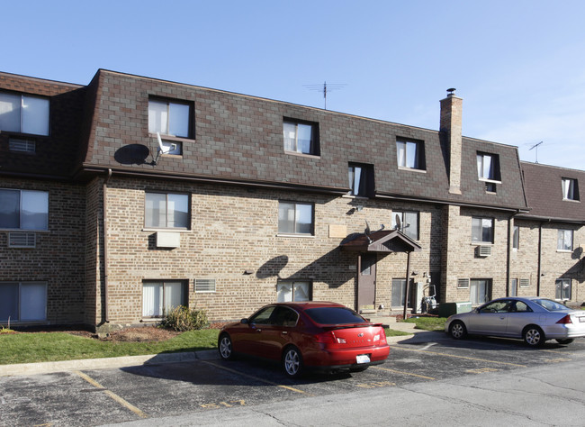 515 W Dempster St in Mount Prospect, IL - Building Photo - Building Photo