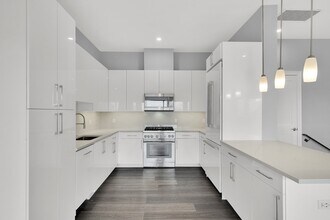 771 Harrison Ave in Boston, MA - Building Photo - Building Photo