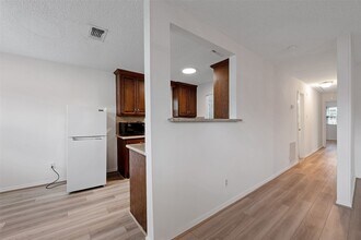 910 Judiway St in Houston, TX - Building Photo - Building Photo