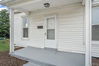 1418 Sulphur Ave in St. Louis, MO - Building Photo - Building Photo
