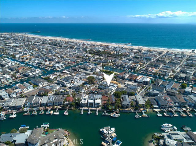 411 39th St in Newport Beach, CA - Building Photo - Building Photo