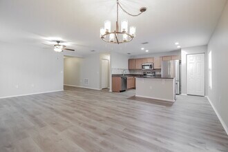 4326 Fieldview Cir in Wesley Chapel, FL - Building Photo - Building Photo