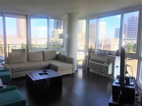 20 2ND St in Jersey City, NJ - Foto de edificio - Building Photo