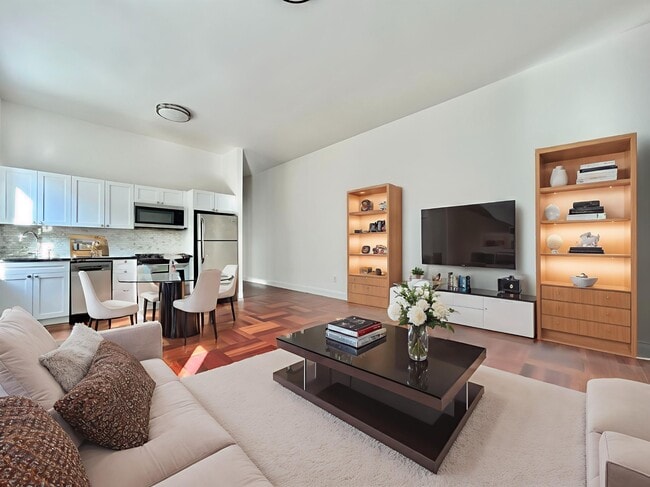 605 W 137th St