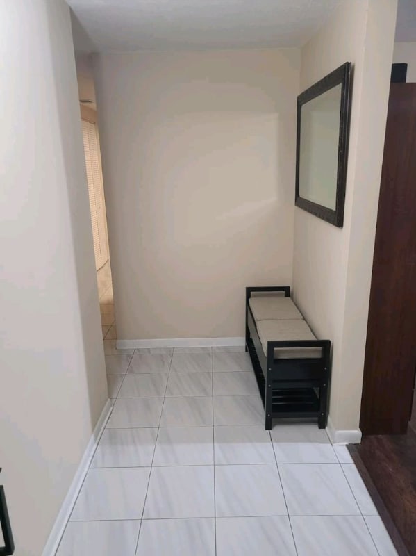 7111 N Whittier St in Tampa, FL - Foto de edificio - Building Photo