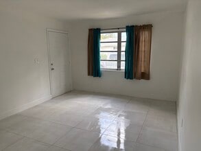 170 NW 58th St in Miami, FL - Building Photo - Building Photo