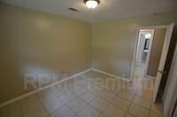 12220 Strauss Dr photo'