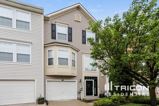property at 302 Kestrel Dr