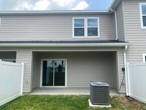 4915 SW 81st Lp in Ocala, FL - Foto de edificio - Building Photo