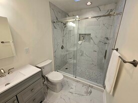 100 Melvin Ave, Unit B in Catonsville, MD - Building Photo