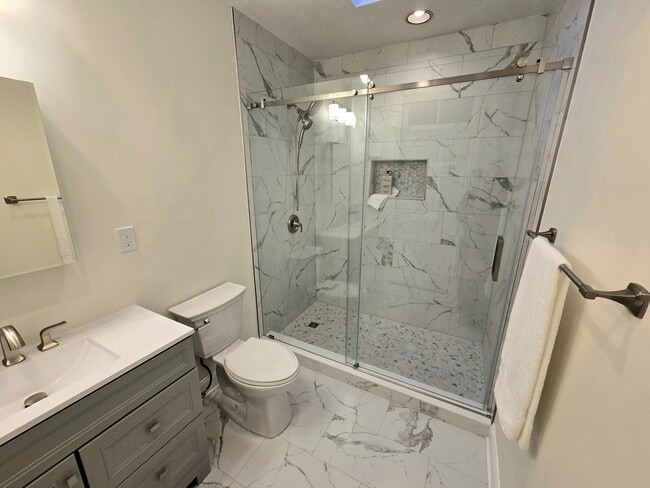 100 Melvin Ave, Unit B