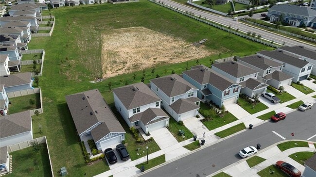 2143 Charming Ave in Davenport, FL - Building Photo - Building Photo