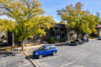 The Talisman Apartments in Kansas City, MO - Foto de edificio - Building Photo