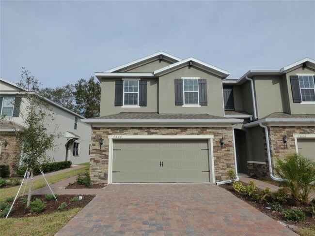 property at 7628 Aloma Pines Ct
