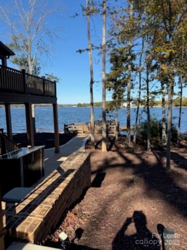 4897 Kiser Island Rd in Lake Norman of Catawba, NC - Building Photo - Building Photo