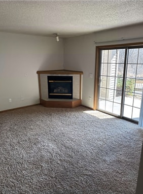 2868 Coral Ct in Coralville, IA - Building Photo - Building Photo