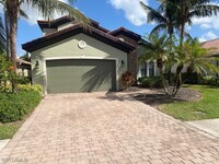 26151 St Michael Ln in Bonita Springs, FL - Foto de edificio - Building Photo