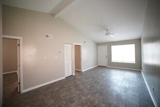 6311 S Placid Pl in Tallahassee, FL - Building Photo - Building Photo