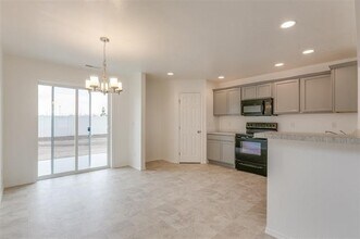 12887 Lignite Dr in Nampa, ID - Building Photo - Building Photo