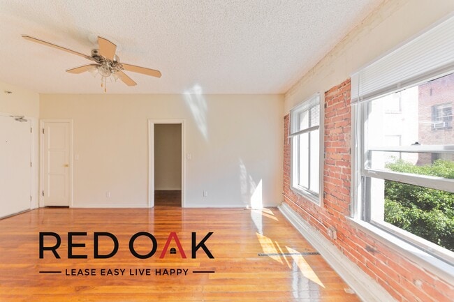 property at 835 S Oxford Ave
