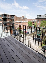 660 Massachusetts Ave, Unit 3 in Boston, MA - Building Photo - Building Photo