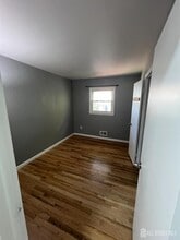 9 Newman St in East Brunswick, NJ - Building Photo - Building Photo