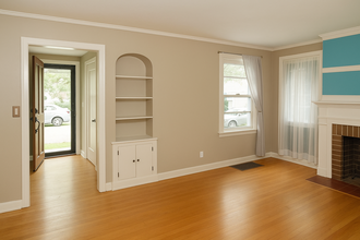 1833 Garden St, Unit Bedroom with private Bath in West Lafayette, IN - Building Photo - Building Photo