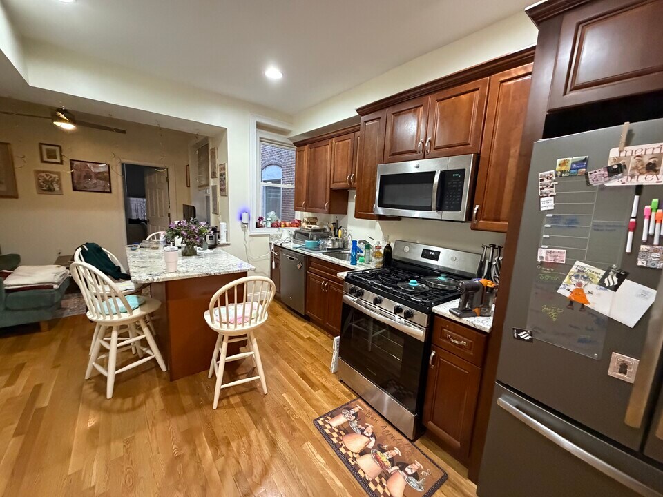 1029 Tremont St, Unit 2 in Boston, MA - Foto de edificio