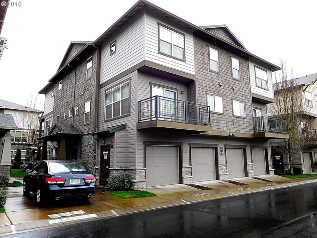 property at 672 NE Newstead Ln