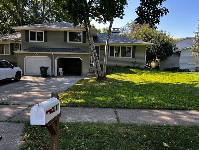 property at 3717 Sunbrook Rd