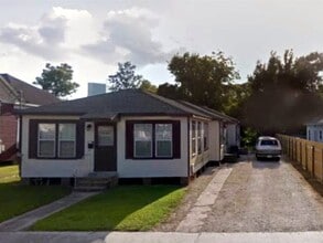 420 Moss St in Lake Charles, LA - Building Photo - Building Photo