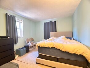 11 Cogswell Ave, Unit 11 in Cambridge, MA - Foto de edificio - Building Photo
