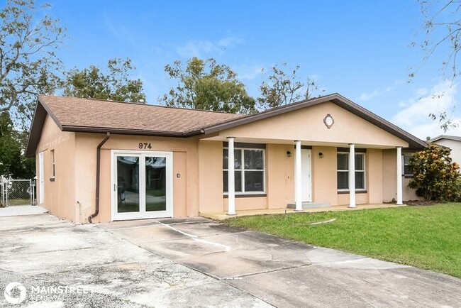 974 Macco Rd in Cocoa, FL - Building Photo - Building Photo