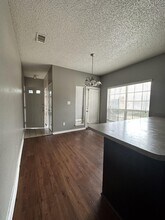 818 Custer St in Arlington, TX - Building Photo - Building Photo