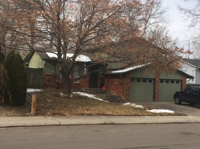 property at 2619 Hanover Dr