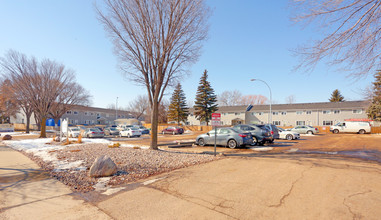 The Plaza in Edmonton, AB - Building Photo - Building Photo