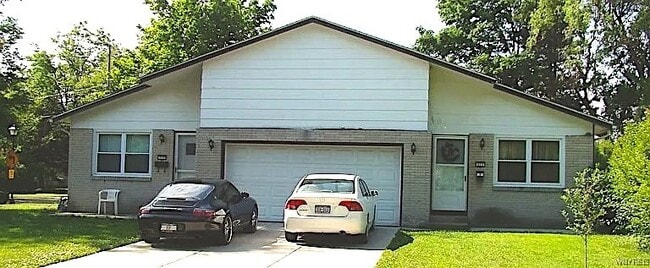 property at 111 Sunshine Dr