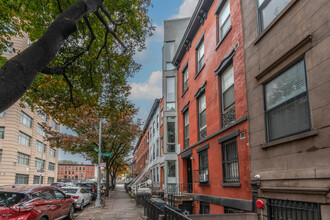 149 DeGraw St in Brooklyn, NY - Building Photo - Building Photo