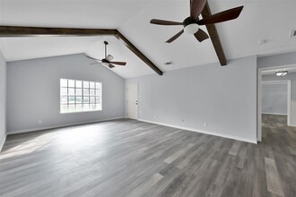 13069 Forest Trail in Conroe, TX - Building Photo - Building Photo