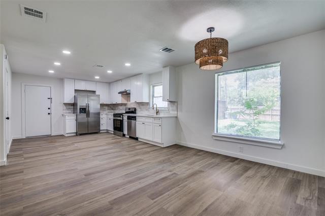 2715 Tolosa Dr in Dallas, TX - Building Photo - Building Photo