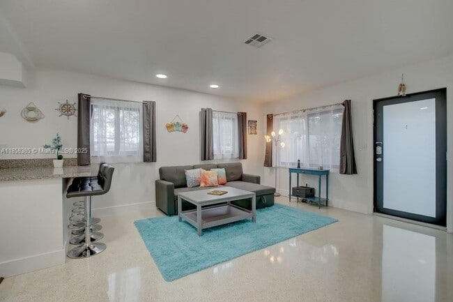 property at 1700 SW 20th St